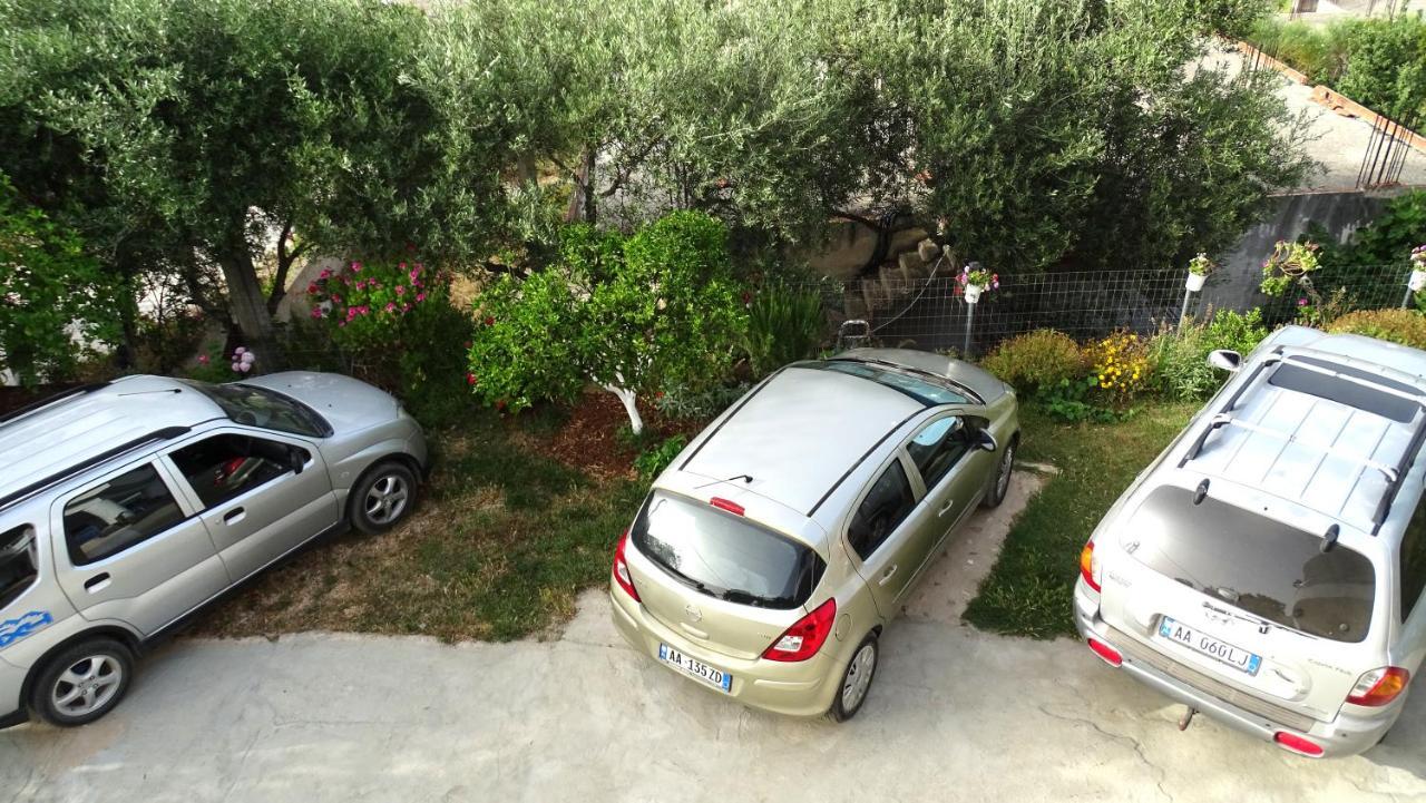 Garden Vila Ermali Ksamil Exterior photo